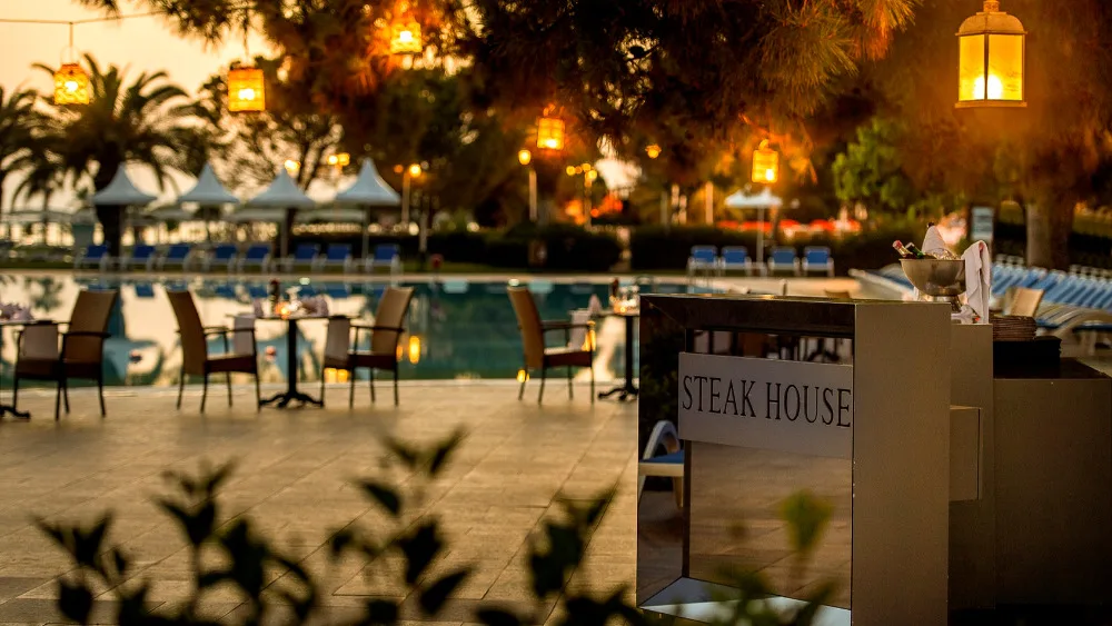 STEAK HOUSE