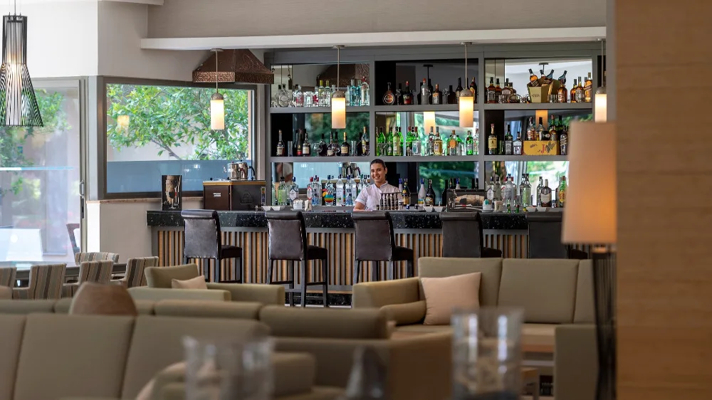 LOBBY LOUNGE BAR